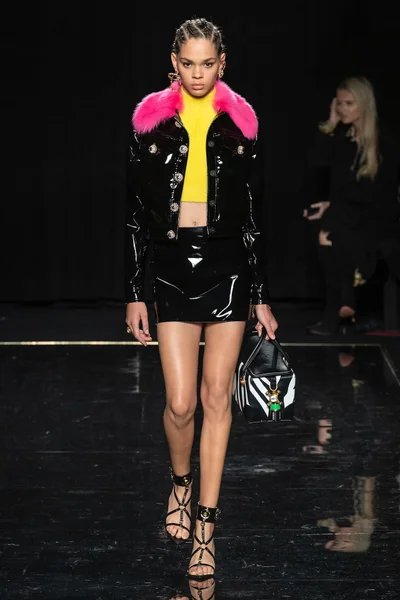Look 35